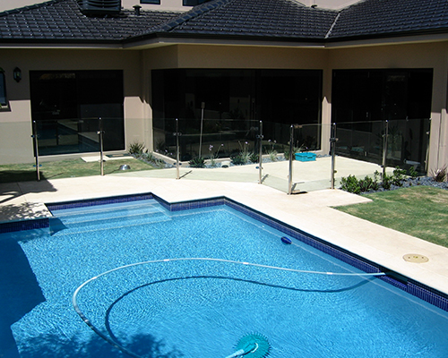 stainless fences for swimming pools in Perth